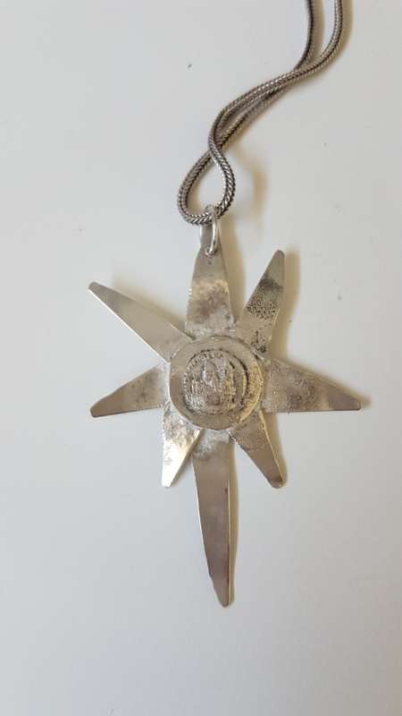 Jesus Abstract Starburst Pendant. Sterling Silver. Artisan made, one of a kind. Detail.12.1 grammes.