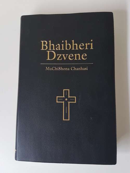 Bhaibheri Dzvene.  MuChiShona Chanhasi. NEW .Shona Bible. Published by Biblica,