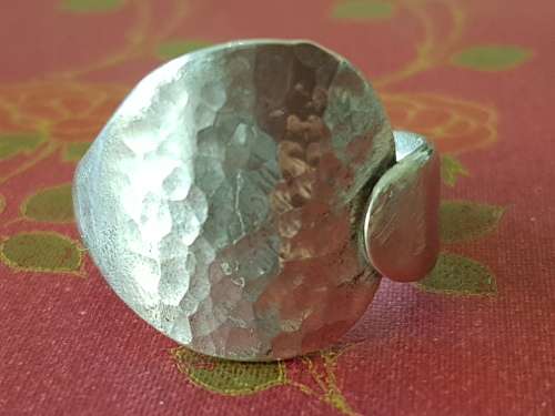 Stunning full hallmark vintage textured sterling silver spoon ring.UNIQUE AND HAND MADE.