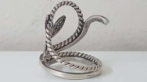 Solid Sterling Silver Filigree Fine Leaf Design Ring.  6.5 grams.