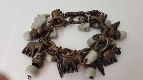 NEW never worn Designer Charm Bracelet! Detachable Bronze Metal Elephants and Soapstones. 20 cm.