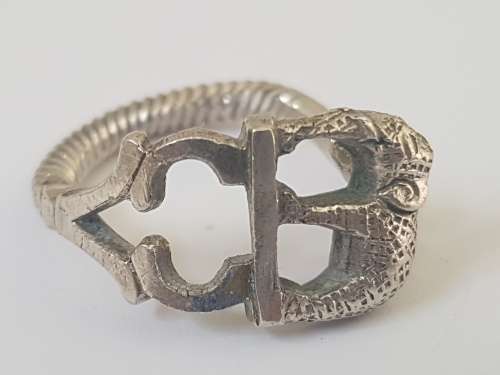 Charming Elephant Ring. Silver plated.