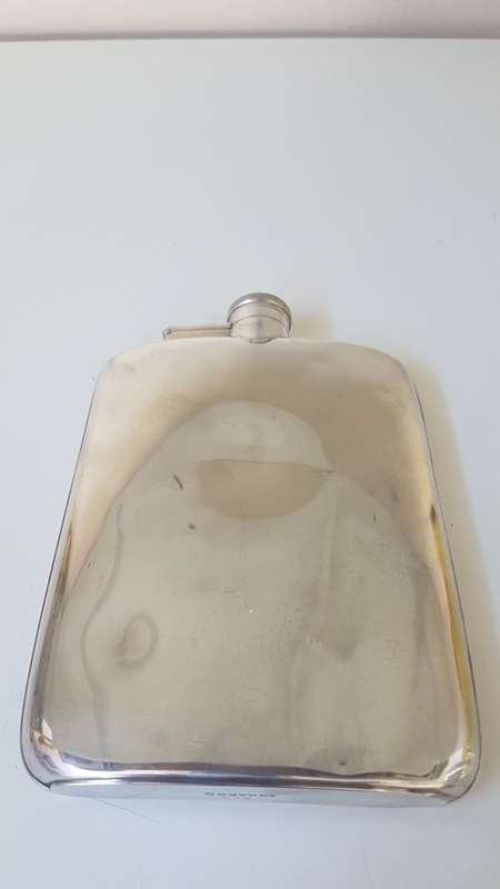Large Silver Plated Hip Flask with Hunting Bugle Hallmark! Circa 1920s . Thick silver plate . 220 ml