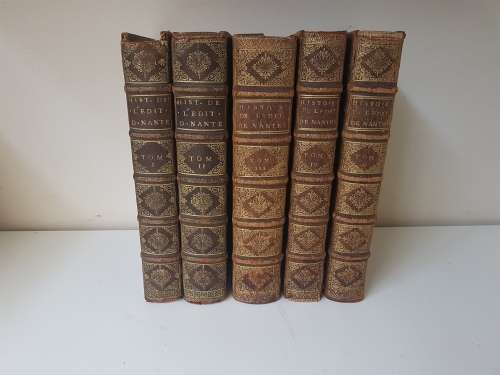 Histoire de l`Edit de Nantes. Original 1693-1695 5 volume gilt decorated leatherbound set.