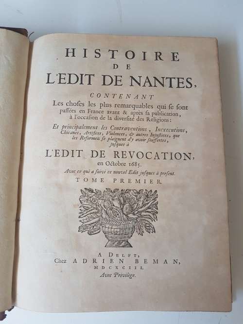 Histoire de l`Edit de Nantes. Original 1693-1695 5 volume gilt decorated leatherbound set.