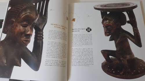 Oju Ona. Collection of the South African Museum of African Art.
