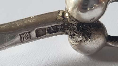 UNIQUE ARTISAN MADE Sterling Silver Bangle with Clasp. Hallmarked. 38.5 grams.