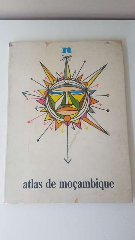 Atlas de Mocambique   Rare 1962 Atlas of Mozambique. Number 4403/4750.
