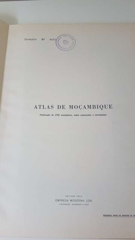Atlas de Mocambique   Rare 1962 Atlas of Mozambique. Number 4403/4750.