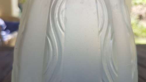 Marius Sabino (1878-1961 ). Art Deco Opalescent Glass Vase. `Ondulation` ( `Ripples`) Design!  1930s