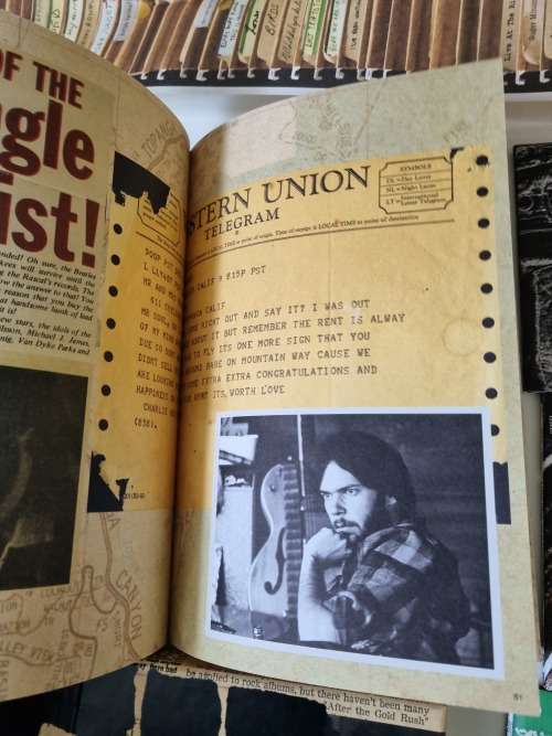 Neil Young Archives 9 DVDS ( out of 10 ), book, poster, box.