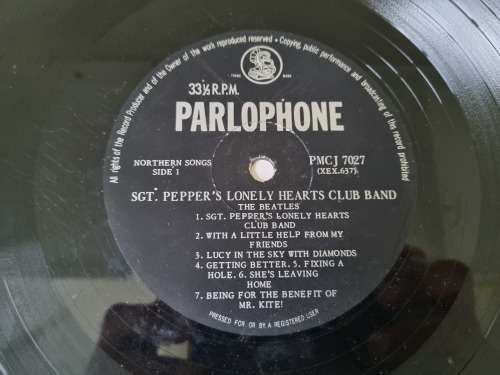 Beatles Sgt. Pepper`s Lonely Hearts Club Band LP PMCJ 7027 VG-