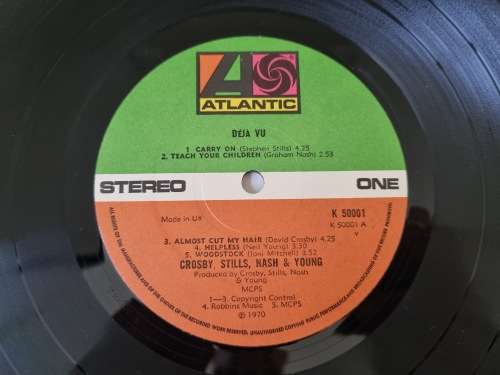 Crosby, Stills, Nash and Young. Deja Vu. First U.K. K50001 Stereo. Ex to NM/ Ex to NM: Collectible.