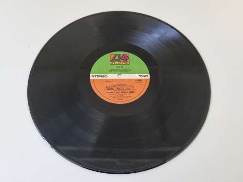 Crosby, Stills, Nash and Young. Deja Vu. First U.K. K50001 Stereo. Ex to NM/ Ex to NM: Collectible.