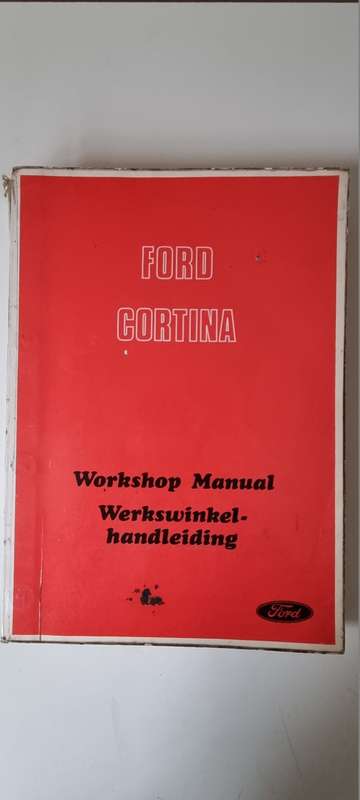 Ford Cortina Workshop Manual. May 1974. Large. Complete.