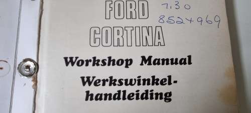 Ford Cortina Workshop Manual. May 1974. Large. Complete.