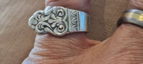 Sterling silver spoon ring , interesting design. 7.4 gram heavy.