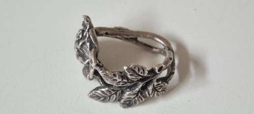 Rose and Leaves Stem Solid Silver Ring. Stunning detail!  7.1 grams heavy!  HAND MADE.