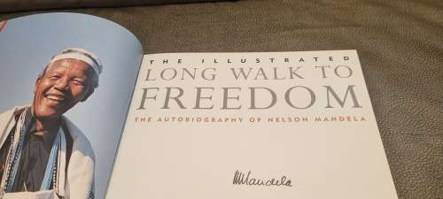 The Illustrated Long Walk to Freedom. Signature of Mandela. First British Edition