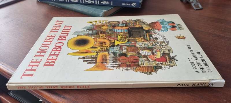 The House That Beebo Built. A Philippe Fix Creation with story for pictures by Janine Ast Alain Gree