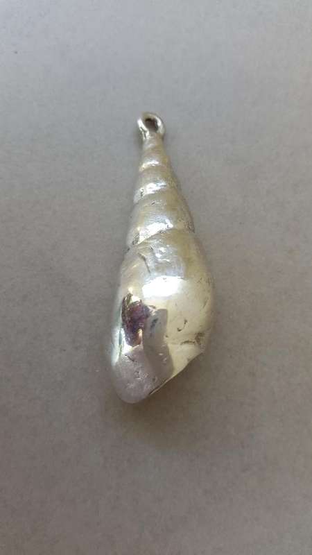 Solid Silver Cast Shell Pendant. 33 grammes. Marked 925.