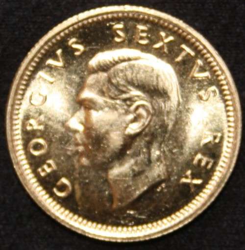 GOLD S.A.U 1/2 POUND (1952) (24 hour Auction)