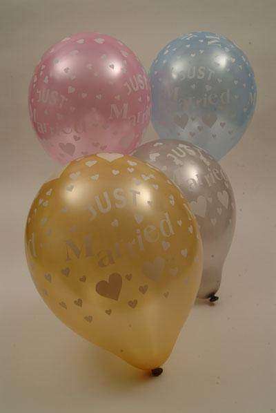 Decor - 12 inch Just Married Balloons