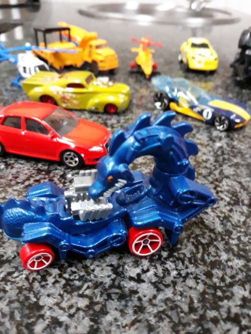##Job lot dye cast and other cars and helicopters##
