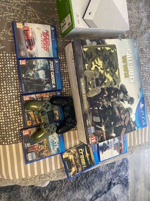 Ps4 slim 1TB call of duty ww2  Limited edition + 7 games