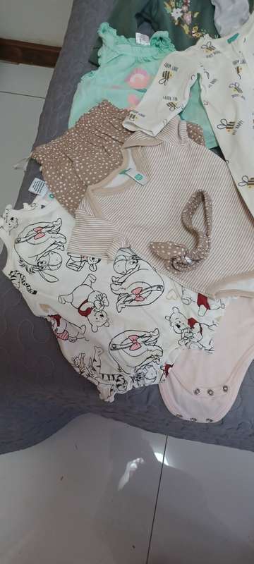 23pce Baby girl clothes Joblot