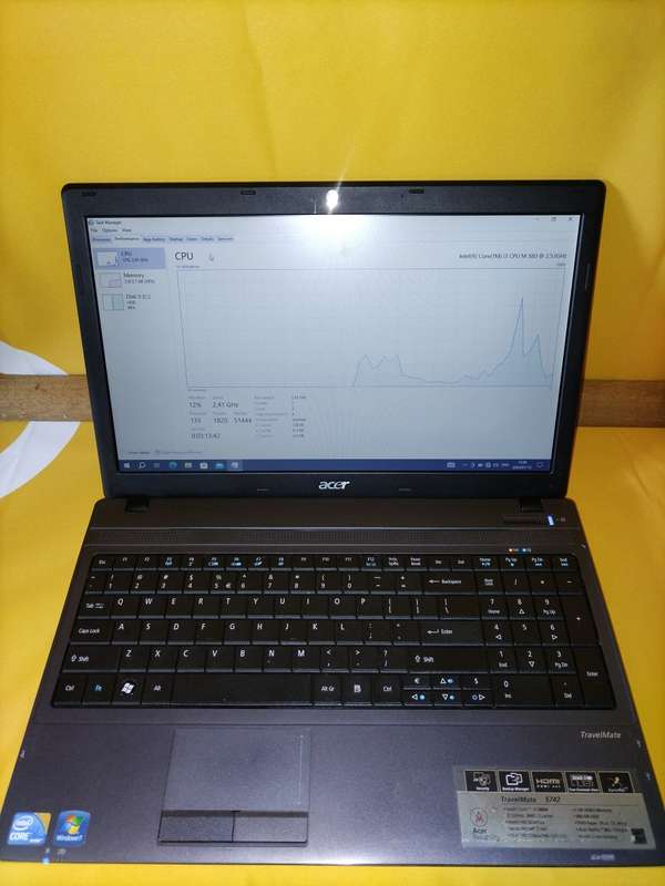 Acer TravelMate 5742, i3 M 380 2.53Ghz CPU, 4GB DDR3 RAM, 1TB HDD