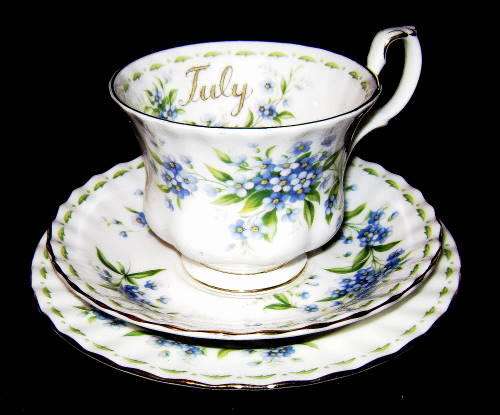 Royal Albert ( Flowers of The Month ) Mint Trio - JULY
