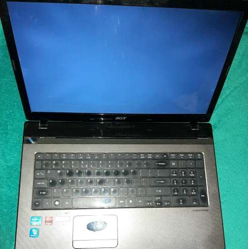 Acer Aspire 7750G 17. 3" Laptop i5 2GB Duel HDD bay