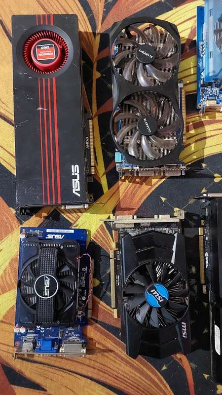 GPU Bundle lot - (Spares or repairs)