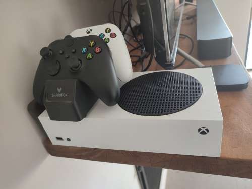 Xbox series S - new