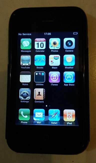 iPhone 3GS in good condition