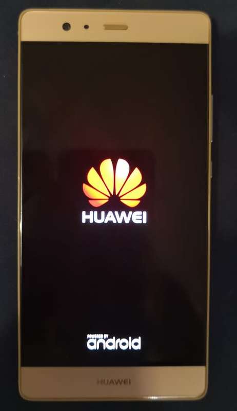 Immaculate Huawei P9 PLUS 64GB 4GB ram (Gold)