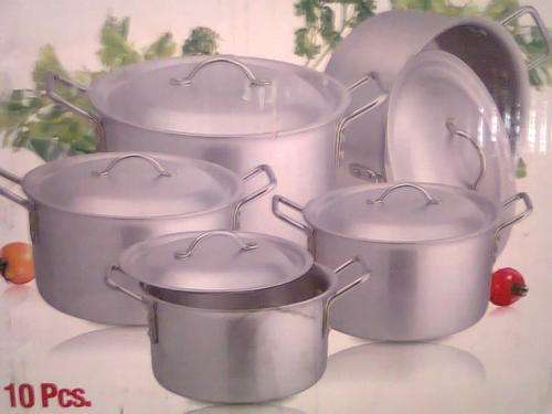 BRAND NEW IN THE MARKET !!!!  TIME KING COOKWARE !!!! TEN PCS SET !!!