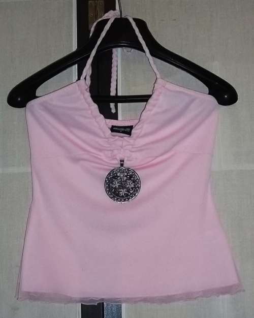 WWW halter neck top size: 8