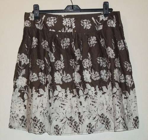 Floral print skirt size 12