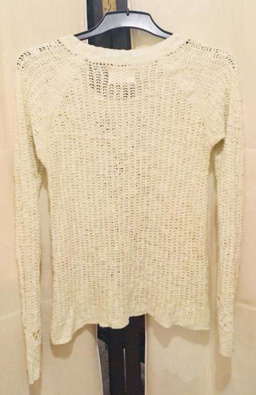 Cream crotchet top size: S/M