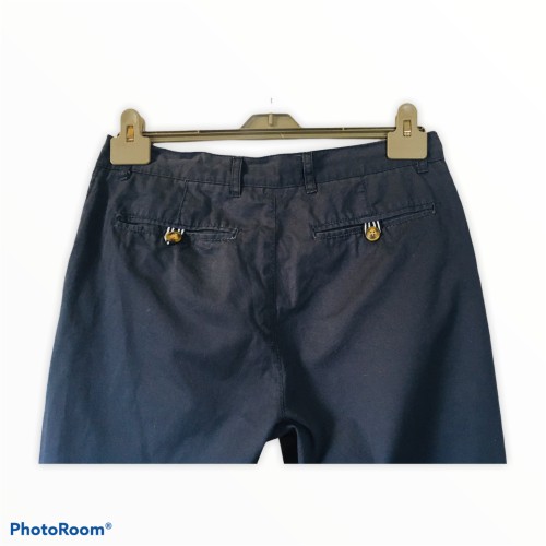 Men`s navy chino Size: 32