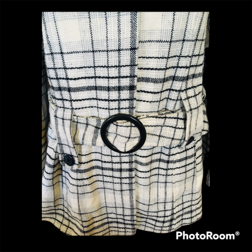 Coat Size: 10/34