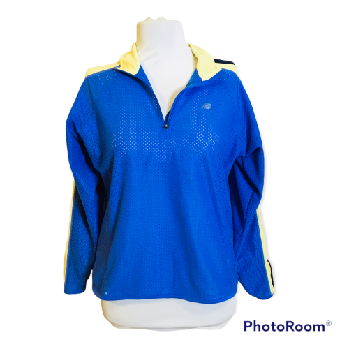 New Balance top Size: M