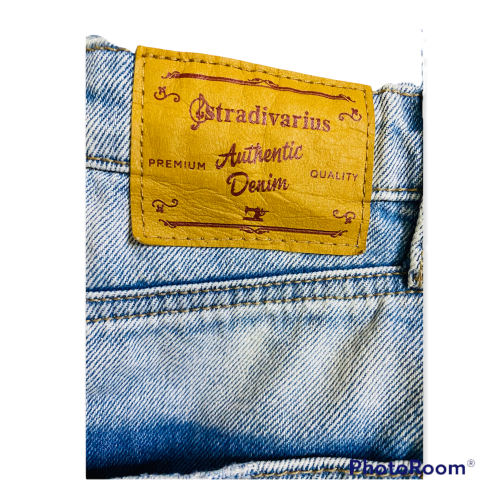 Stradivarius denim mini skirt Size: 30/32