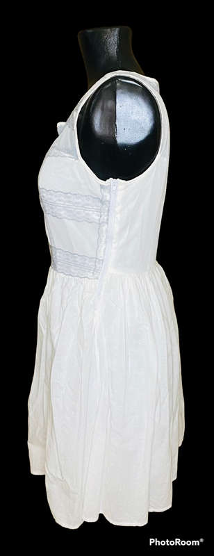 White mini dress Size: S/M