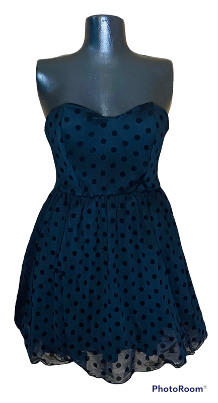 Rare London evening dress Size: 10/34