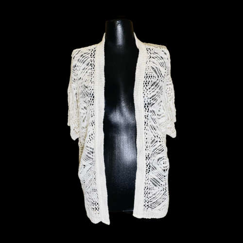 White crochet cardigan Size: M/L
