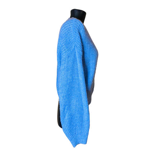 Pull & Bear jersey Size: M/L