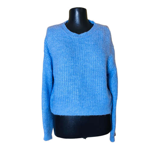 Pull & Bear jersey Size: M/L